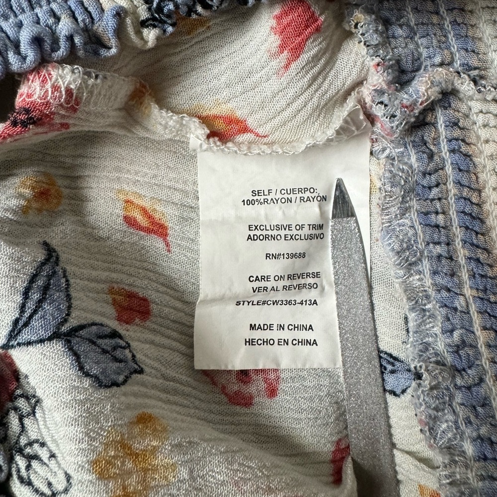 Coco + Jaimeson Smocked Waist Surplus Batwing Blo… - image 3